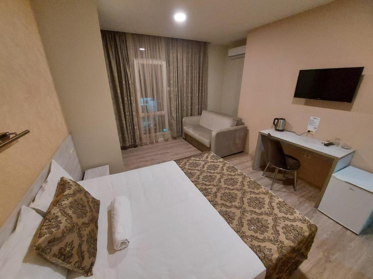 Hotel Elio Inn Batumi Zewnętrze zdjęcie